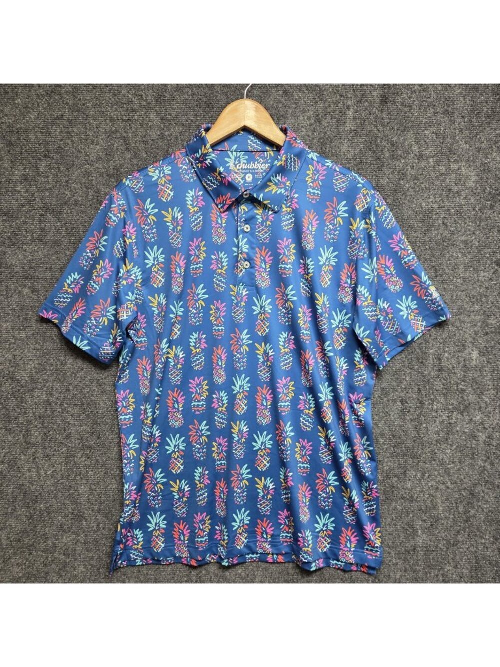 Chubbies Shirt Mens Medium The Pineapple Short Sleeve Performance Polo AOP